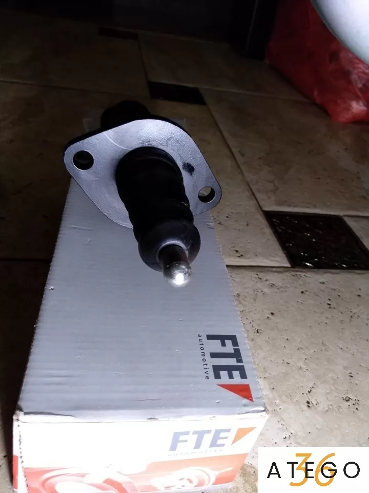 Рабочий цилиндр сцепления Mercedes-Benz