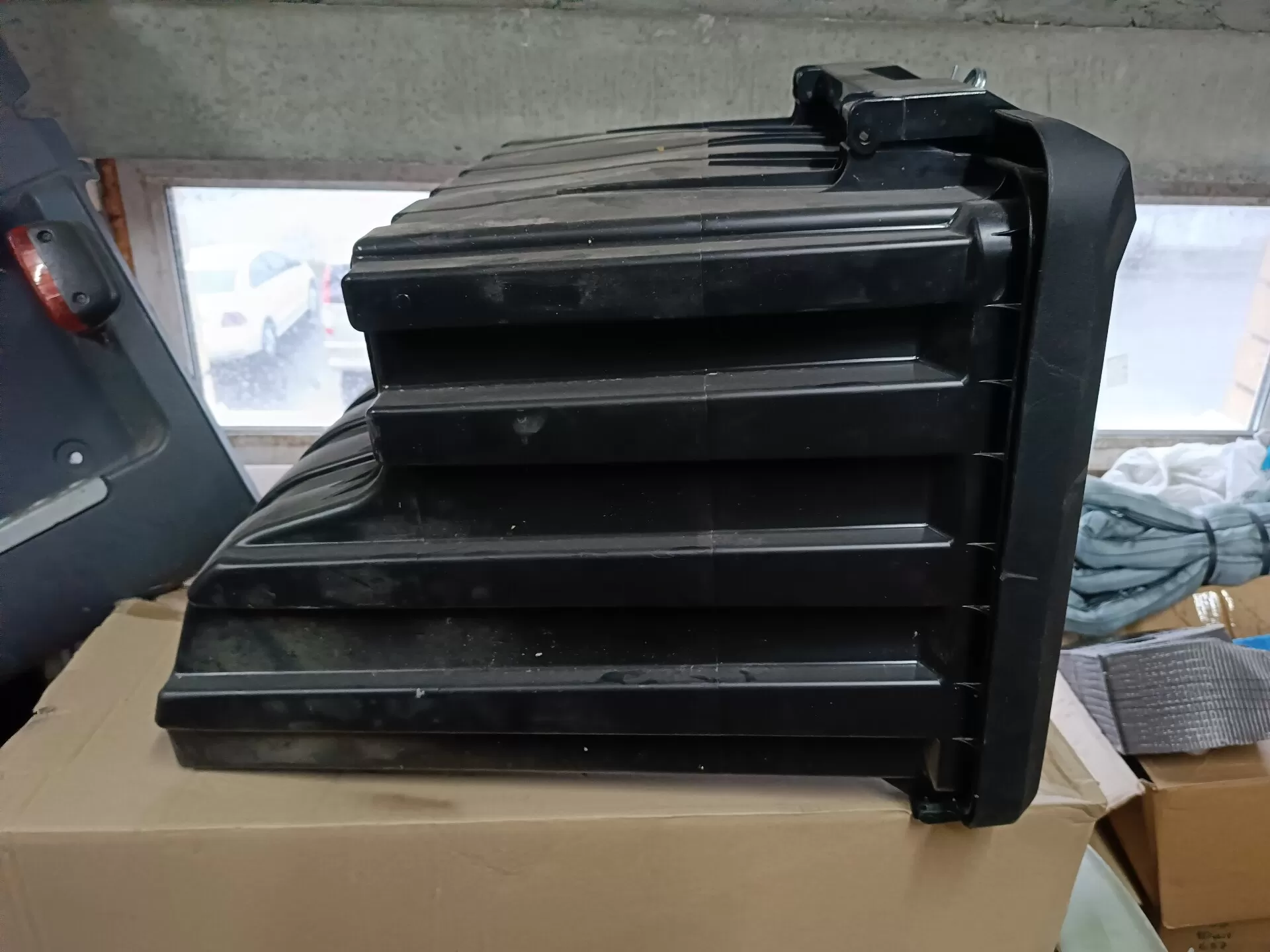 Ящик инструментальный Мерседес/ Ман/ Ивеко/Рено