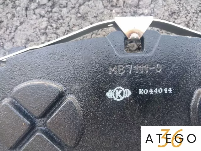 Передние тормозные колодки Mercedes Axor Actros KNORR – новая подвеска