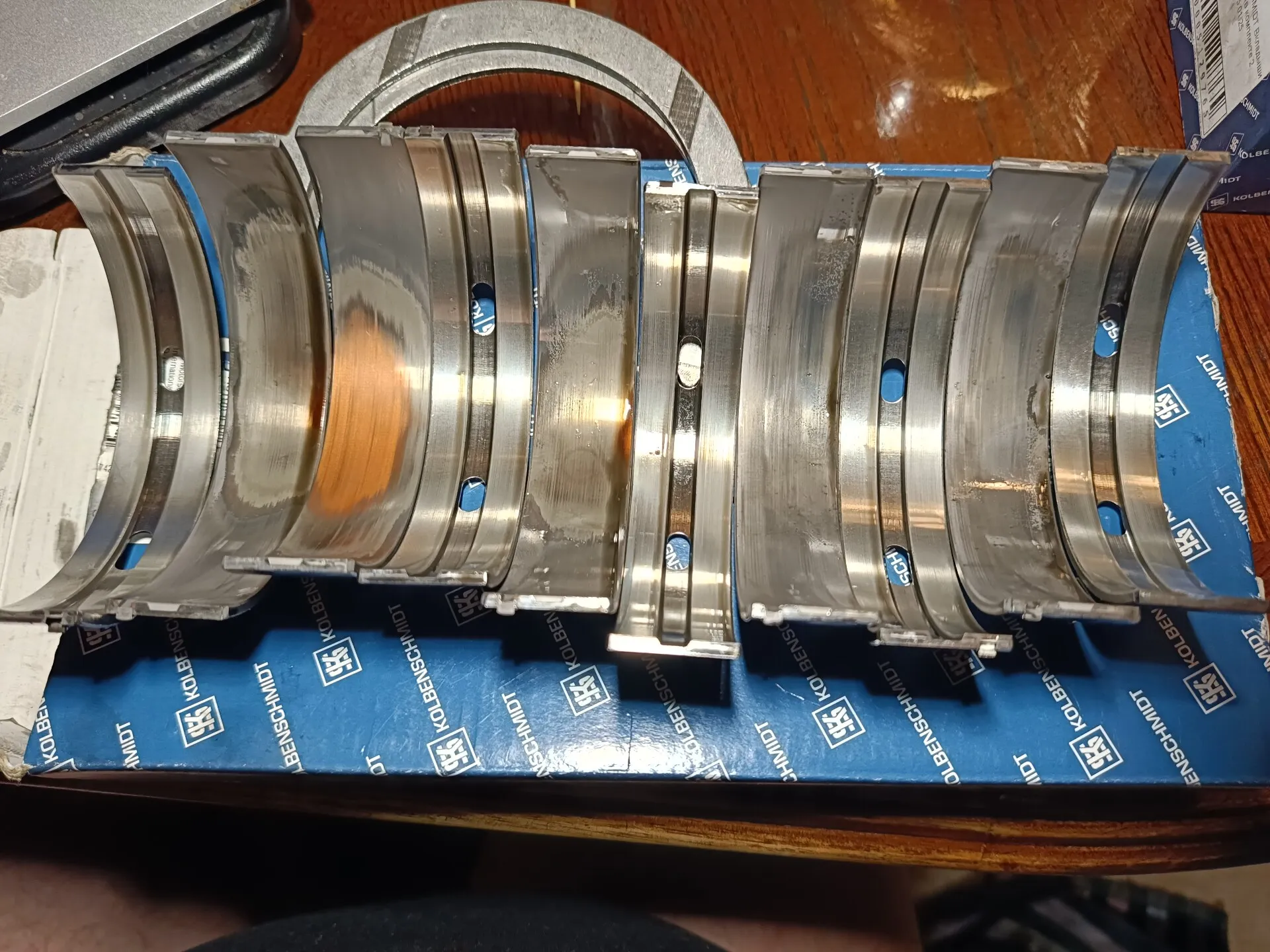 замена вкладышей двигателя OM906LA/OM904LA