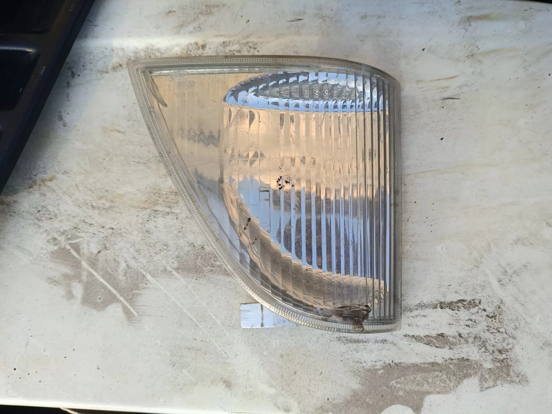 фонарь поворотник без лампочки  Мерседес-Бенц Варио