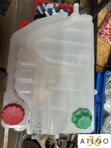 Расширительный бачок радиатора Mercedes Atego