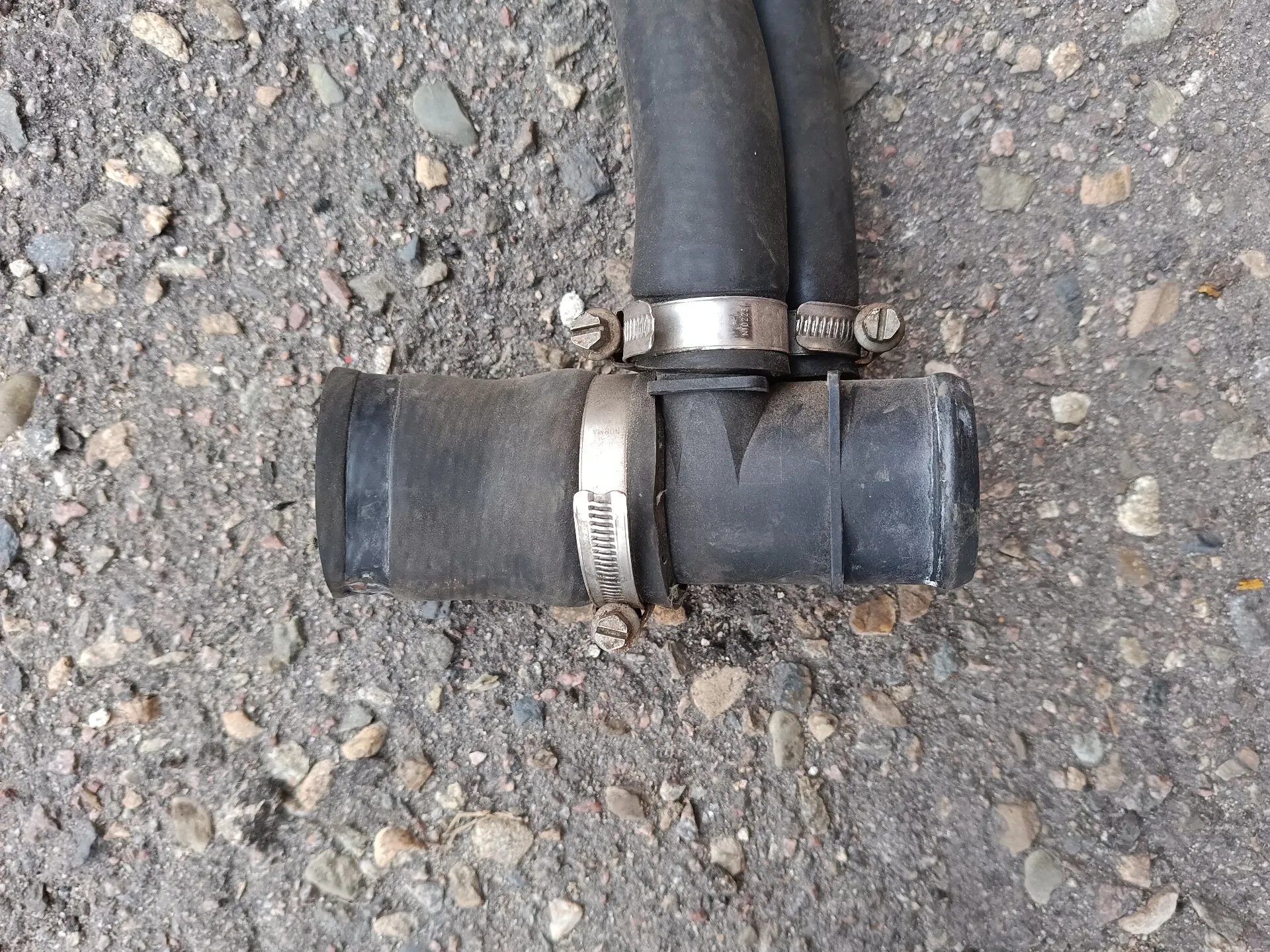 патрубок радиатора Мерседес-Бенц Vario  