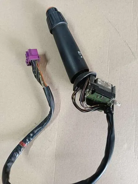 подрулевой переключатель A0085450124