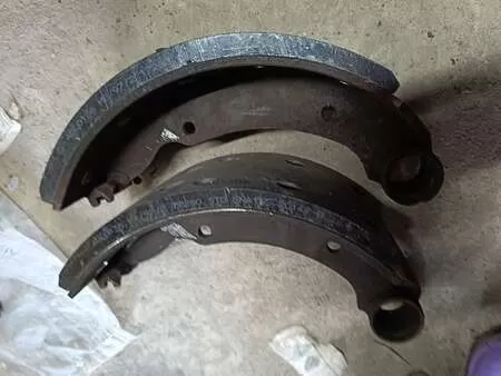 Колодка тормозная Мерседес-Бенц 120мм ширина