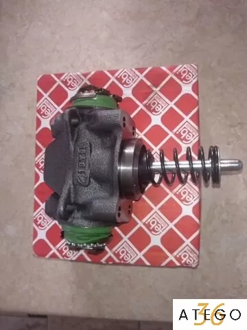 Рабочий тормозной цилиндр Мерседес-Бенц-1217