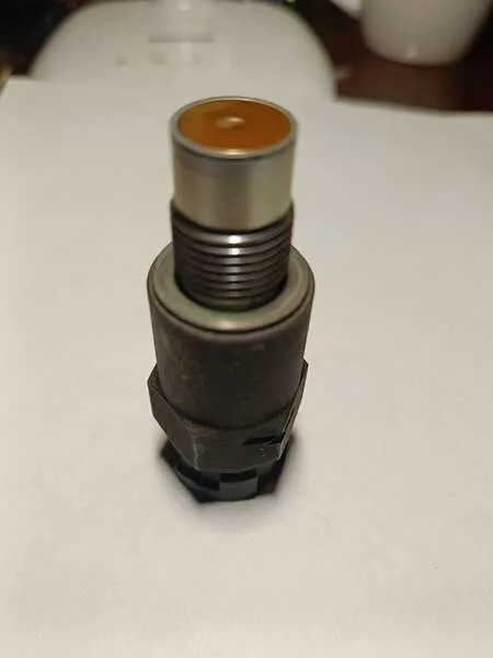 датчик скорости 81.27421-0136 б/у